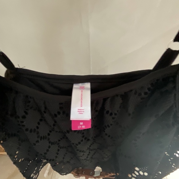 No Boundaries Lace dress - Picture 5 of 8